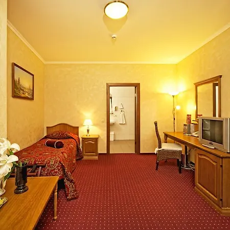 Готель Boutique Monte Kristo 4*